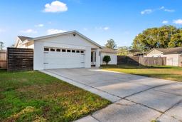 Picture of 608 Pine Forest Drive, Brandon, FL 33511