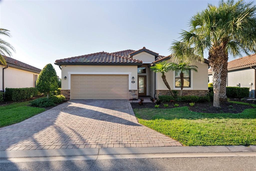 Picture of 6560 Willowshire Way, Bradenton, FL 34212