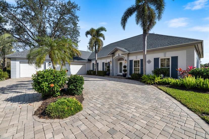 Picture of 28 Dominica Drive, Englewood FL 34223