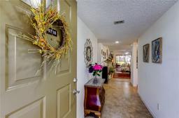 Picture of 1718 Golfview Drive Unit 1718, Tarpon Springs, FL 34689