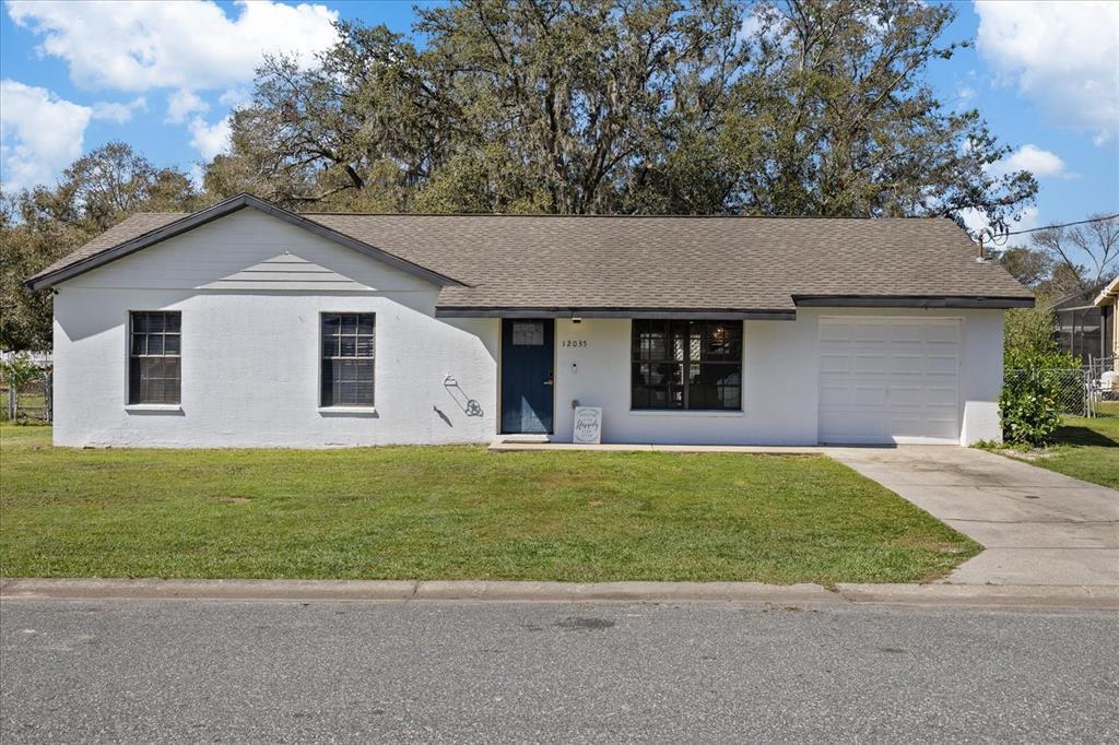 Picture of 12035 Meadow Lane, San Antonio, FL 33576