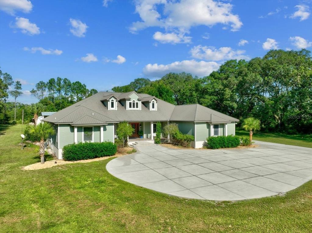 Picture of 8460 SW County Road 307, Trenton, FL 32693