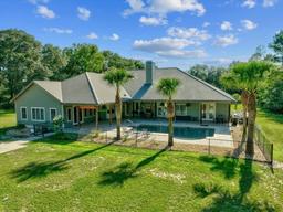 Picture of 8460 SW County Road 307, Trenton, FL 32693