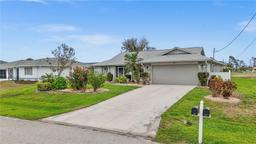 Picture of 3 Bunker Place, Rotonda West, FL 33947