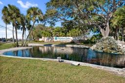 Picture of 2712 Whitebridge Drive Unit B, Palm Harbor, FL 34684