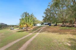 Picture of 660 Duggers Way, Lake Wales, FL 33859