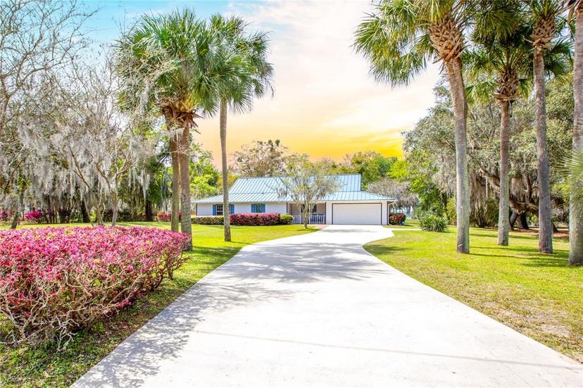 Picture of 308 W Lakeshore Drive, Starke FL 32091