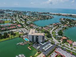 Picture of 10355 Paradise Boulevard Unit 909, Treasure Island, FL 33706