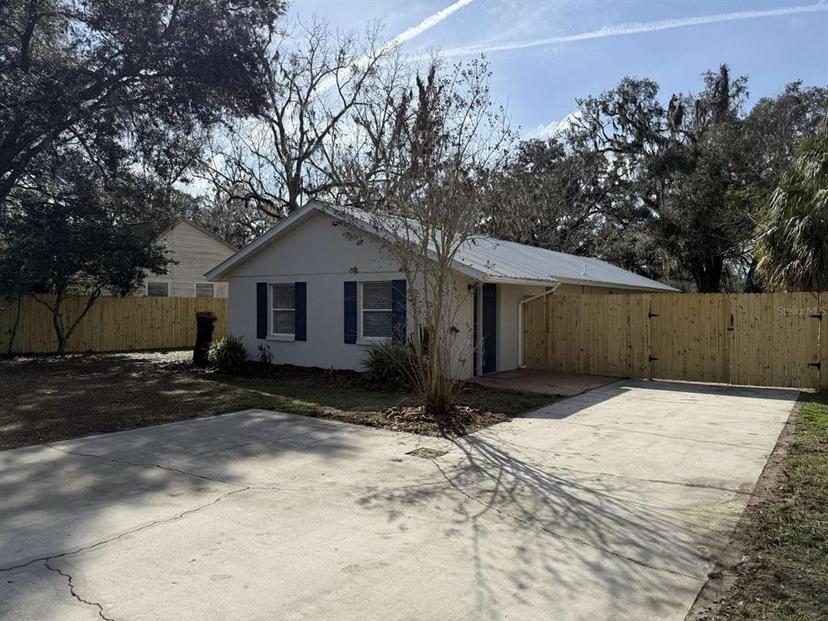 Picture of 621 NE 2Nd Street, Trenton FL 32693