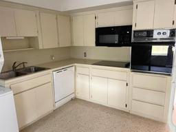 Picture of 4143 57Th Street N Unit 502, Kenneth City, FL 33709