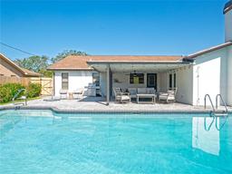 Picture of 13924 Oak Forest Boulevard S, Seminole, FL 33776