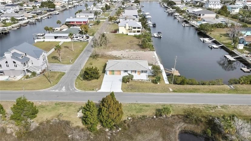 Picture of 3449 Companero Entra, Hernando Beach FL 34607