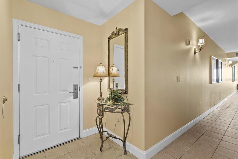 Picture of 13415 Blue Heron Beach Drive Unit 610, Orlando FL 32821