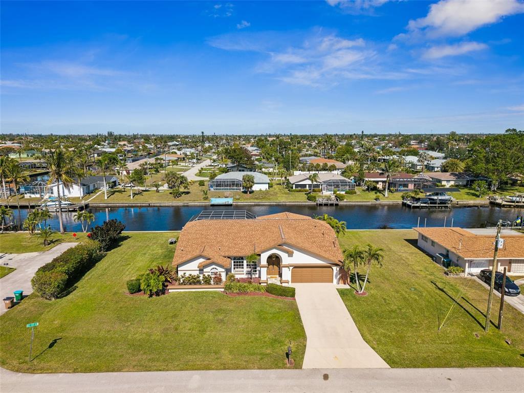 Picture of 203 SE 37Th Lane, Cape Coral, FL 33904