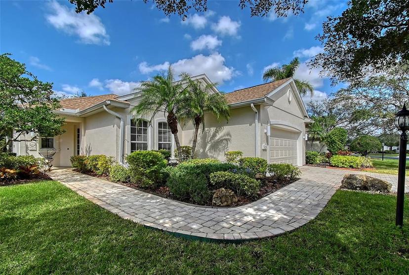 Picture of 7428 Sea Island Lane, University Park FL 34201