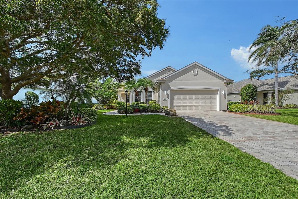 Picture of 7428 Sea Island Lane, University Park, FL 34201