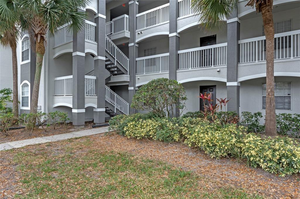 Picture of 13929 Fairway Island Drive Unit 813, Orlando, FL 32837