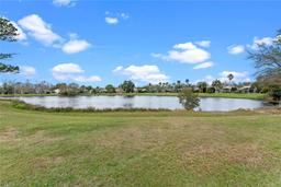 Picture of 13929 Fairway Island Drive Unit 813, Orlando, FL 32837