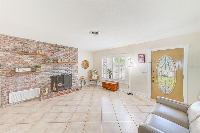 Picture of 1218 Wellington Drive, Clearwater FL 33764