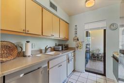 Picture of 3073 Willow Green Unit 36, Sarasota, FL 34235