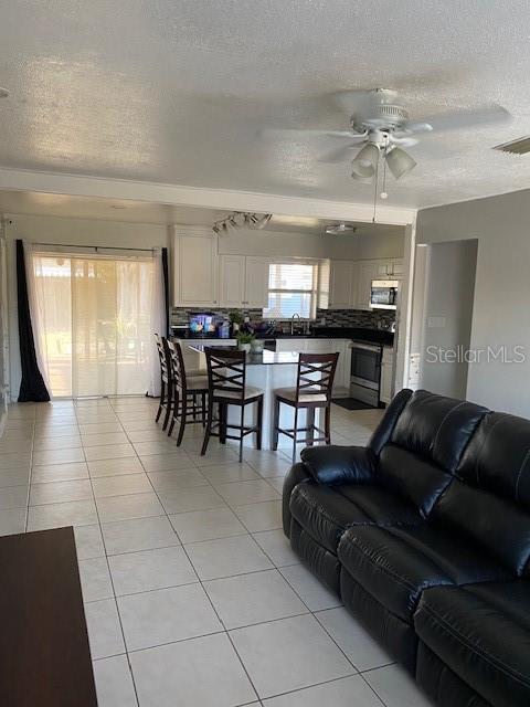 Picture of 7413 Sherren Drive, Tampa FL 33619