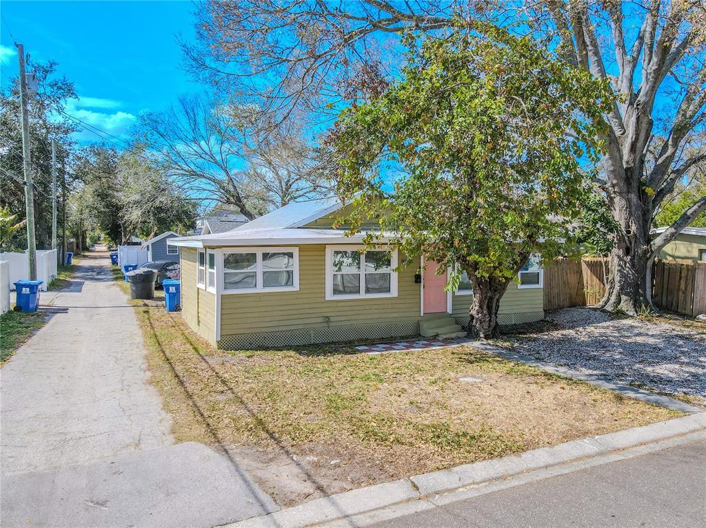 Picture of 1800 27Th Avenue N, St Petersburg, FL 33713