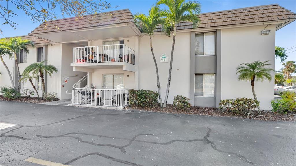 Picture of 1830 Maravilla Avenue Unit 701, Fort Myers, FL 33901