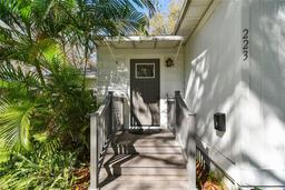 Picture of 223 33Rd Avenue N, St Petersburg, FL 33704