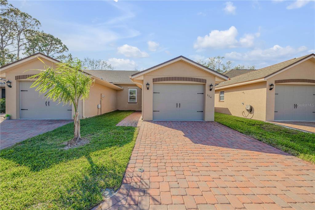 Picture of 114 Tuscany Villas Drive, Edgewater, FL 32141