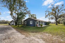 Picture of 5655 Wo Griffin Road, Plant City, FL 33567