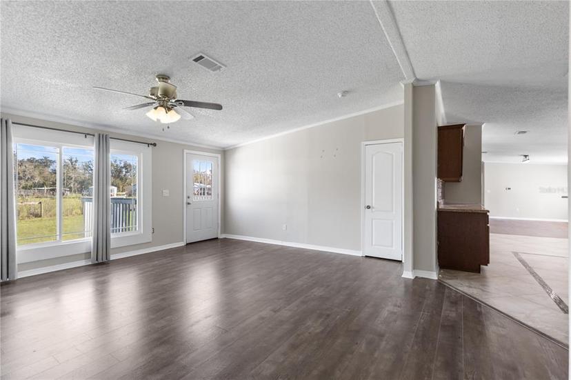 Picture of 8428 Highland Pines Court, Plant City FL 33565