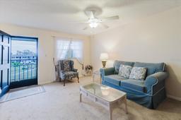 Picture of 105 47Th Avenue Drive W Unit 374, Bradenton, FL 34207