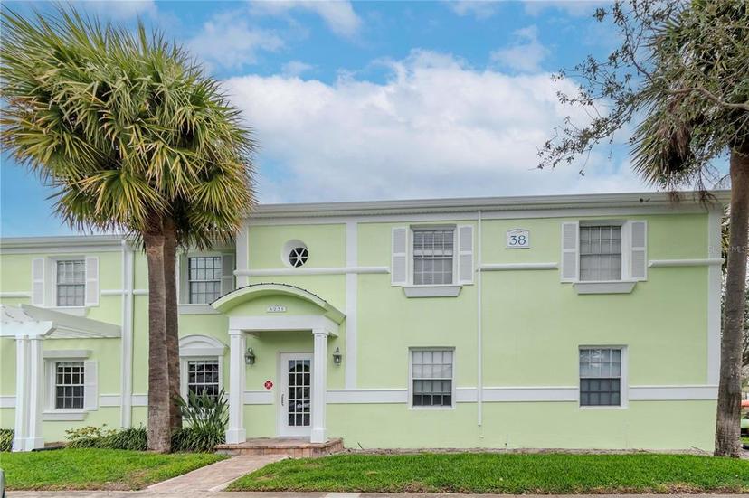 Picture of 5231 Beach Drive Se Unit A, St Petersburg, FL 33705