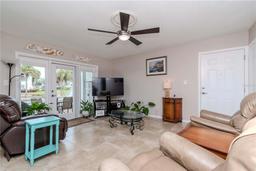 Picture of 5231 Beach Drive Se Unit A, St Petersburg, FL 33705