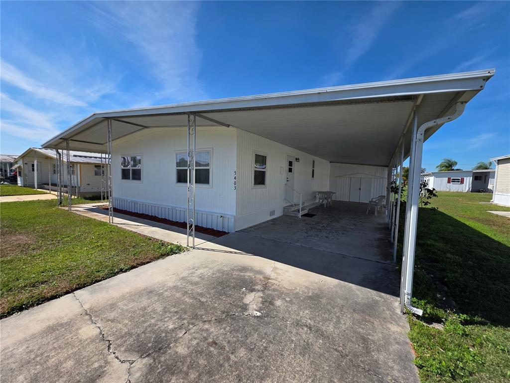 Picture of 5403 Comanche Street, Zephyrhills, FL 33542