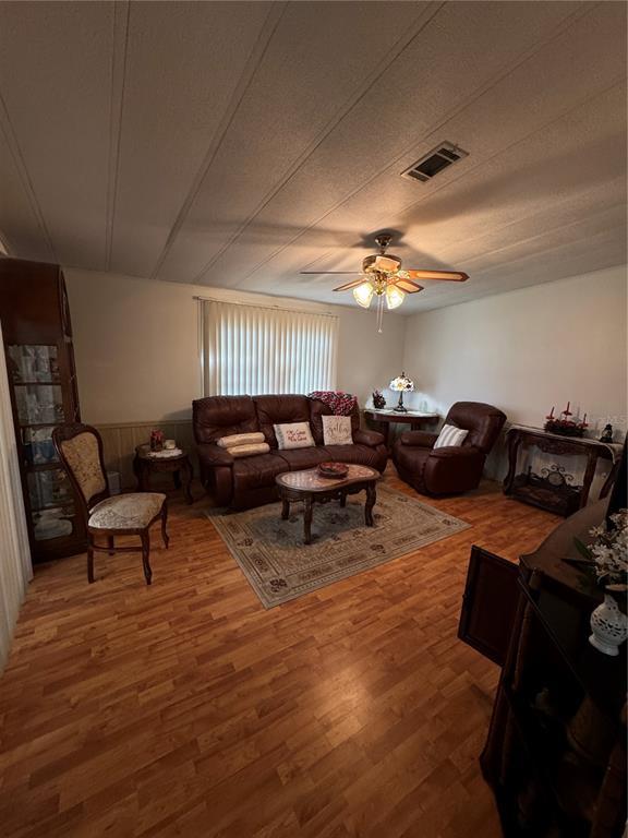 Picture of 427 Village Circle Sw, Winter Haven FL 33880