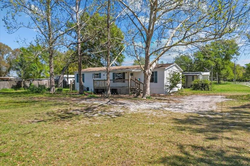 Picture of 644 3Rd Street, Polk City FL 33868