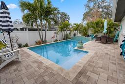 Picture of 1350 Maple Street Sw, Largo, FL 33770