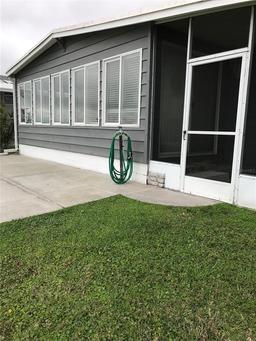 Picture of 422 Lakeside Ranch Circle, Winter Haven, FL 33881