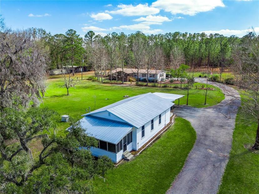 Picture of 11668 W County Road 18, Lake Butler, FL 32054