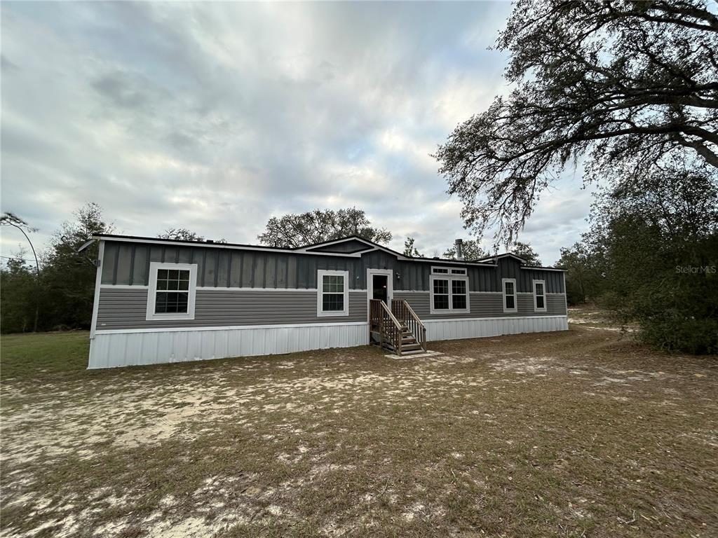 Picture of 10451 NE 92Nd Place, Bronson, FL 32621