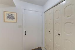 Picture of 1012 Pearce Drive Unit 101, Clearwater, FL 33764