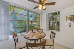 Picture of 1012 Pearce Drive Unit 101, Clearwater, FL 33764