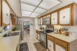 Picture of 1012 Pearce Drive Unit 101, Clearwater, FL 33764