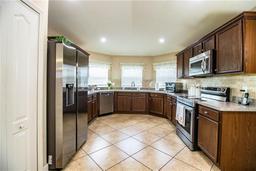 Picture of 3510 Kenwood Crossing, Lakeland, FL 33812