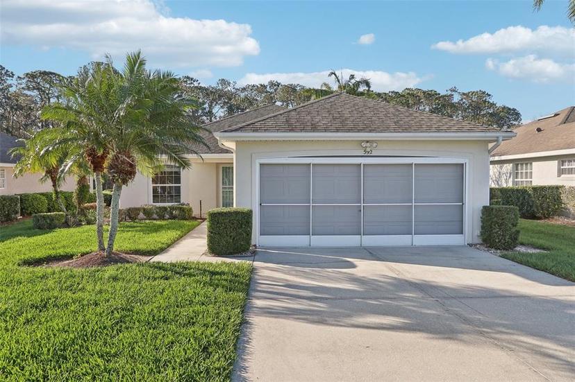 Picture of 592 Juniper Way, Tavares FL 32778