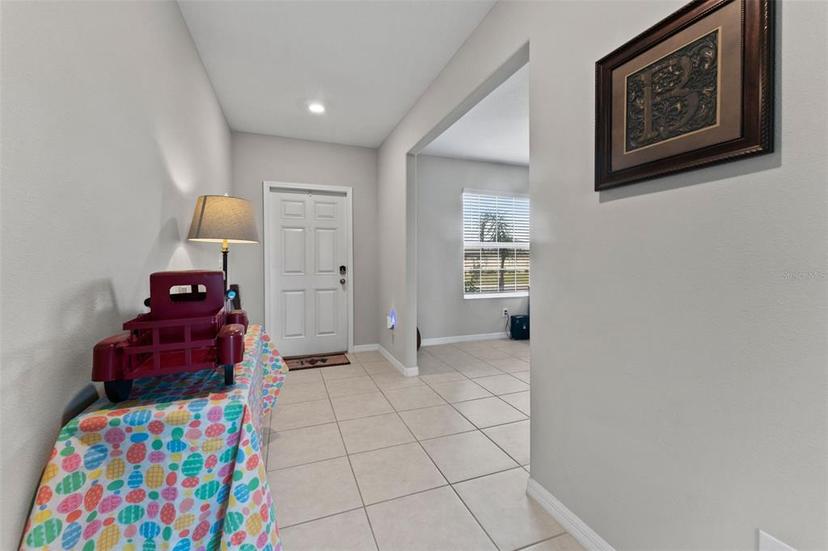 Picture of 1454 Tahitian Sunrise Drive, Plant City FL 33565