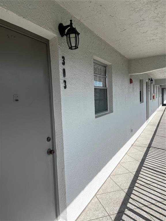 Picture of 9815 47Th Avenue N Unit 303, St Petersburg, FL 33708