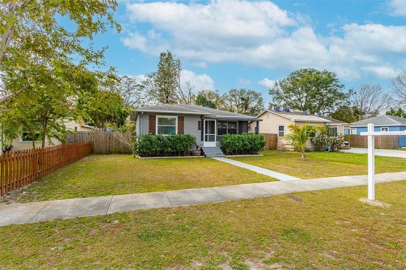 Picture of 2454 15Th Avenue N, St Petersburg FL 33713