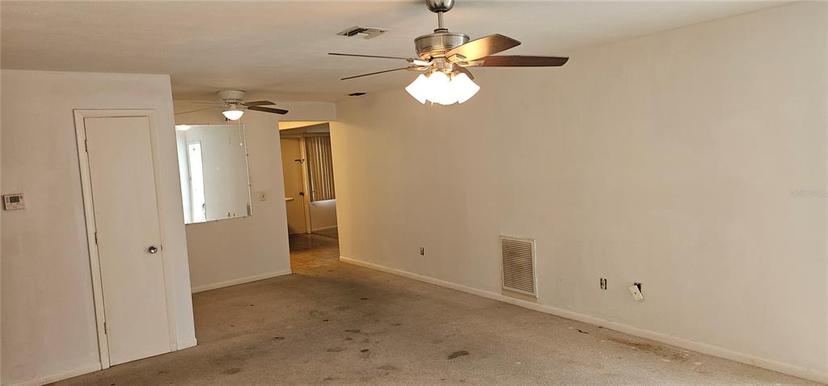 Picture of 7060 Lafayette Street Unit 7060, Pinellas Park FL 33781